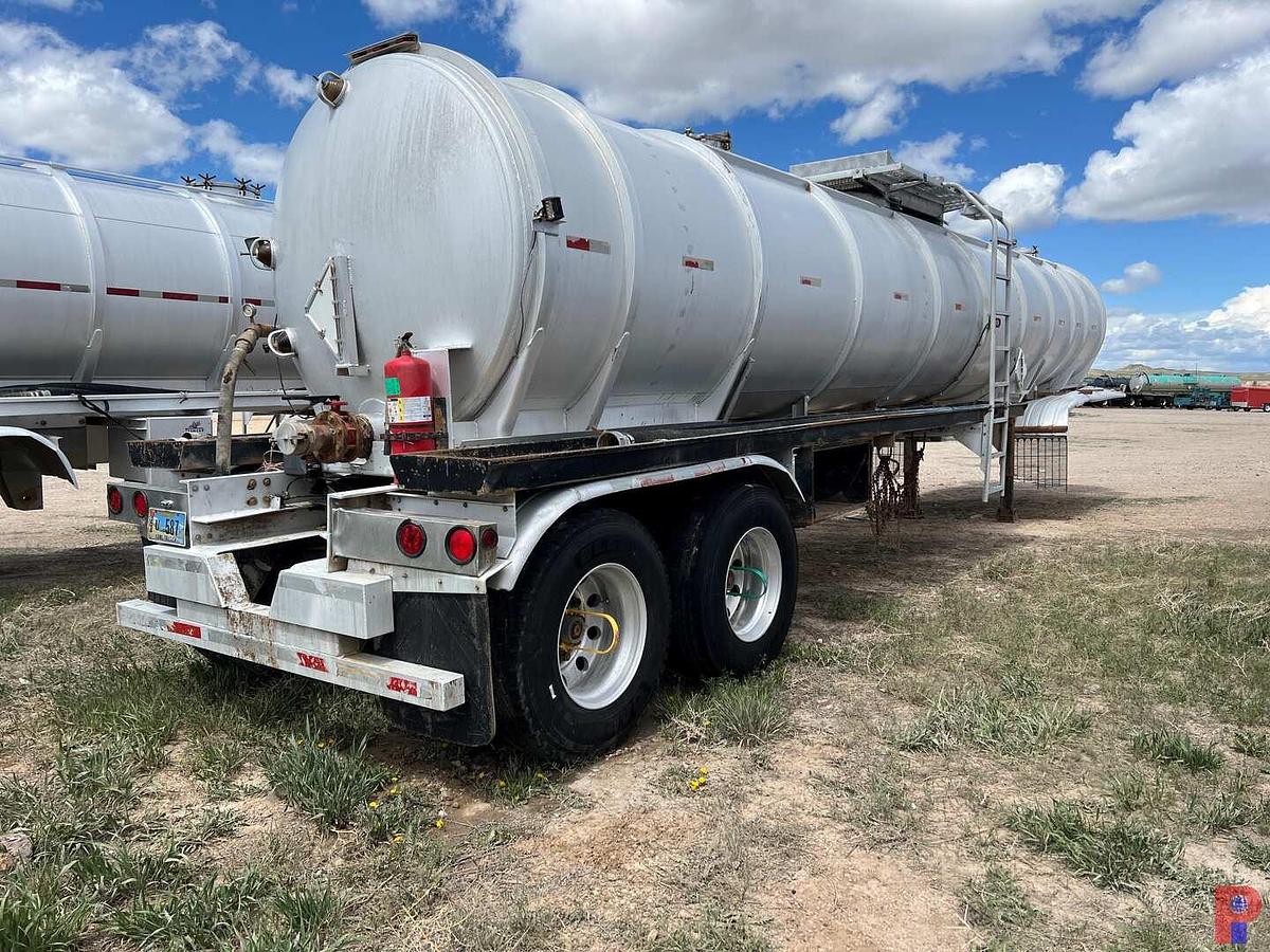 Used 2001 POLAR TANK  T/A 178BBL ALUM. VACUUM TRAILER