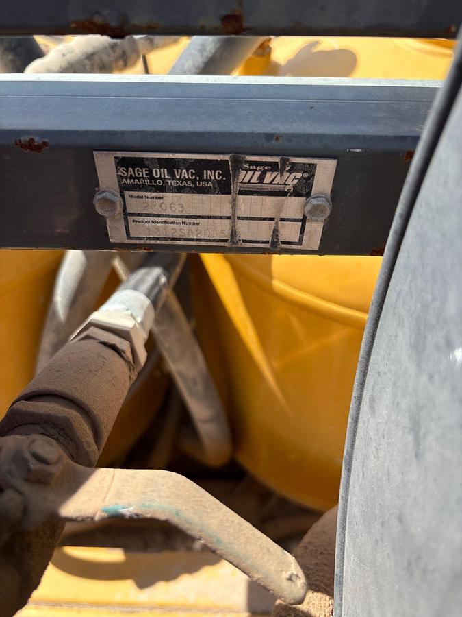 Used Sage oil vac model: 2M063 lube skid