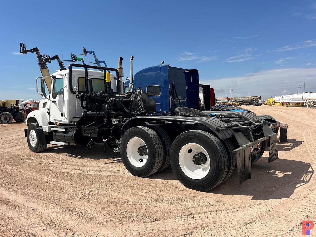 Used 2004 MACK CV713 T/A DAYCAB KILL TRUCK