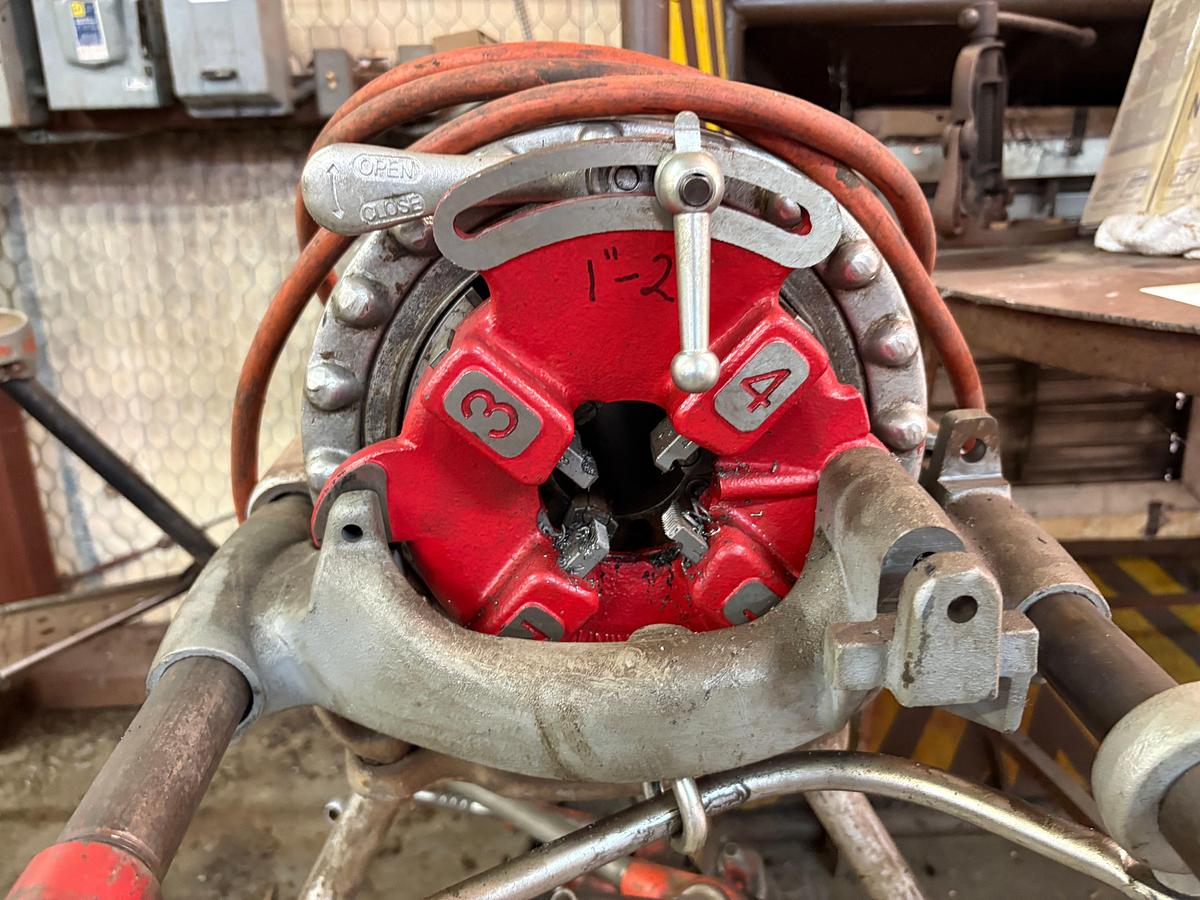 Used Ridgid No.300 pipe threading machine