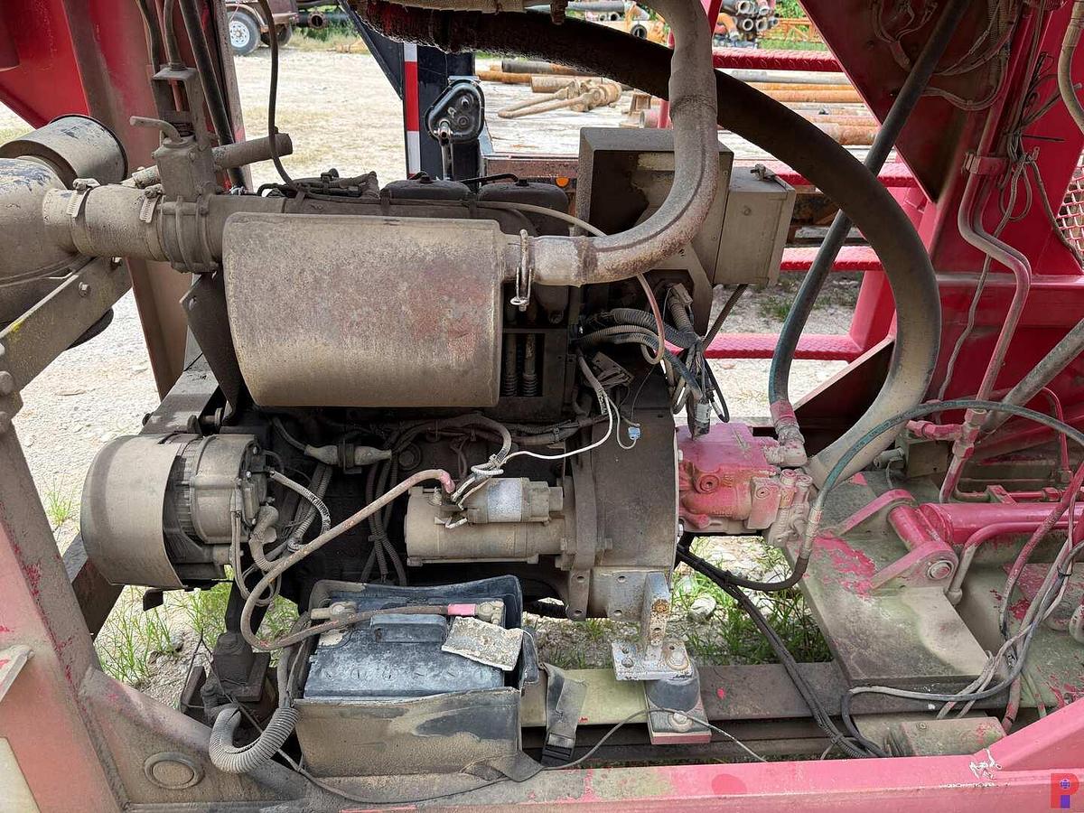 Used 2014 PIPEHANDLER 53’ T/A DIESEL POWERED HYDRAULIC PIPE HANDLER TRAILER