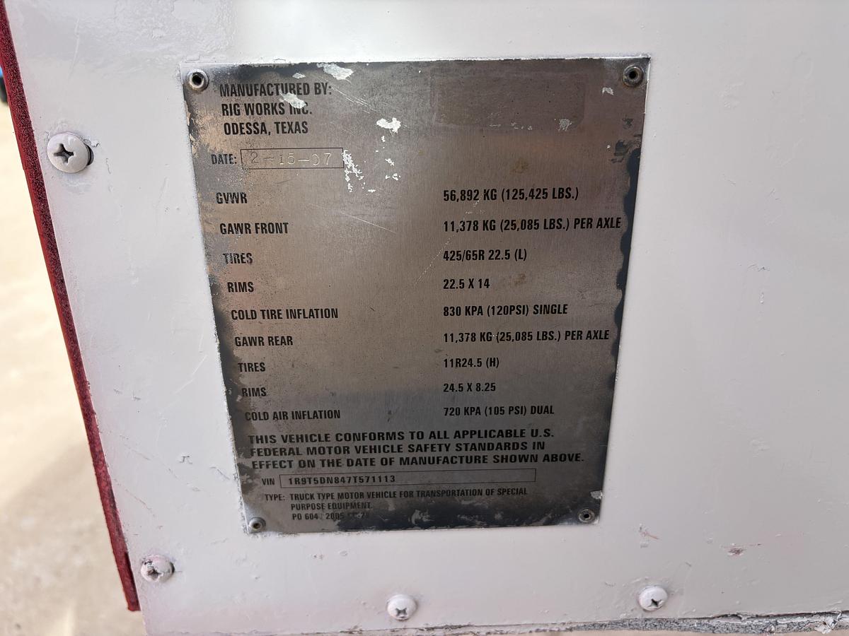 Used 2007 RIG WORKS MUSTANG 550 DD 5-AXLE WELL SERVICE RIG