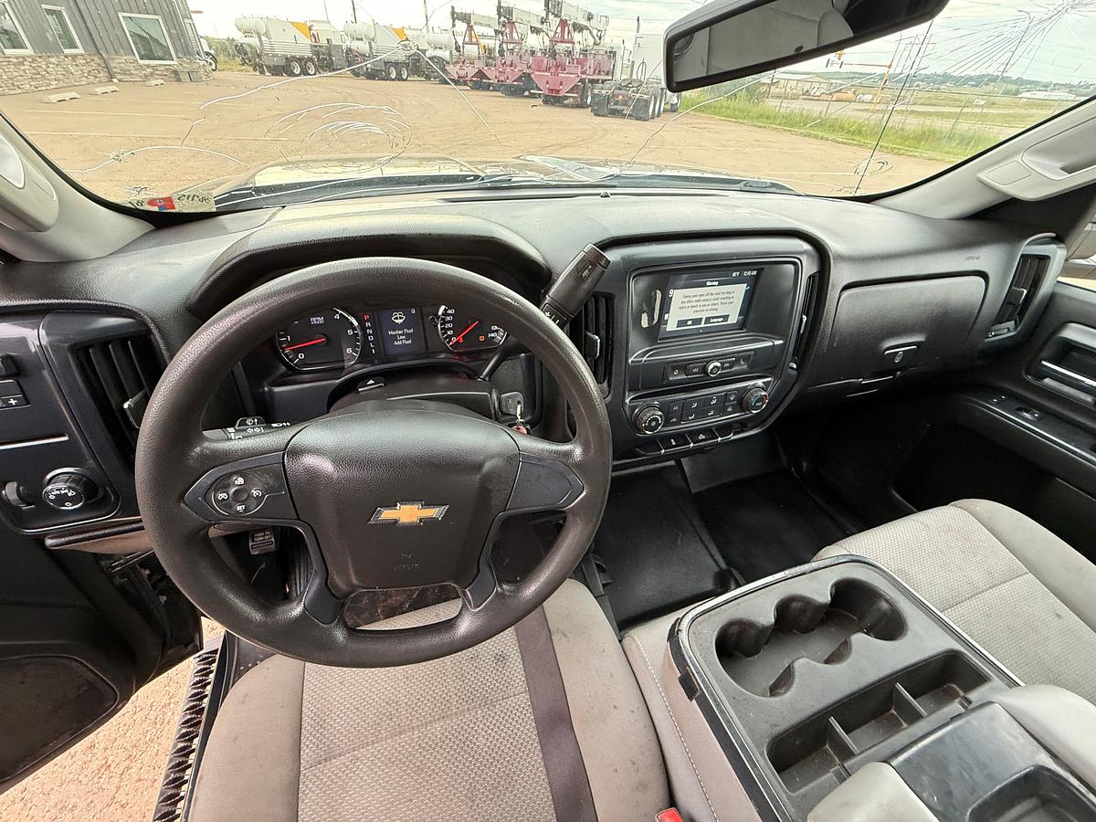 Used 2018 CHEVROLET SILVERADO 2500HD 4X4 CREW CAB PICKUP TRUCK