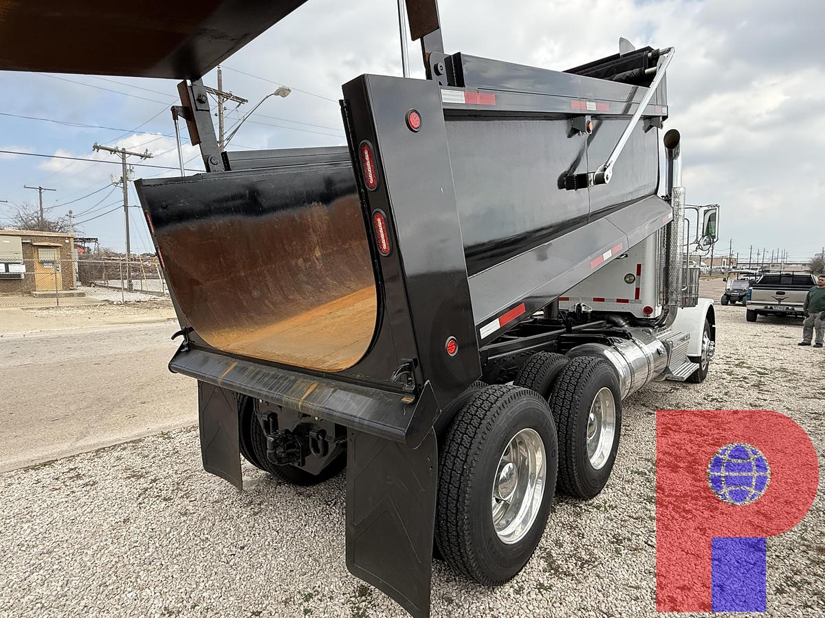 Used 2014 PETERBILT 388 T/A DUMP TRUCK