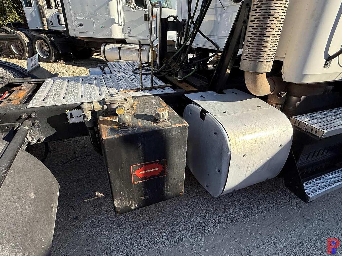 Used 2013 MACK CXU613 T/A DAY CAB TRUCK TRACTOR