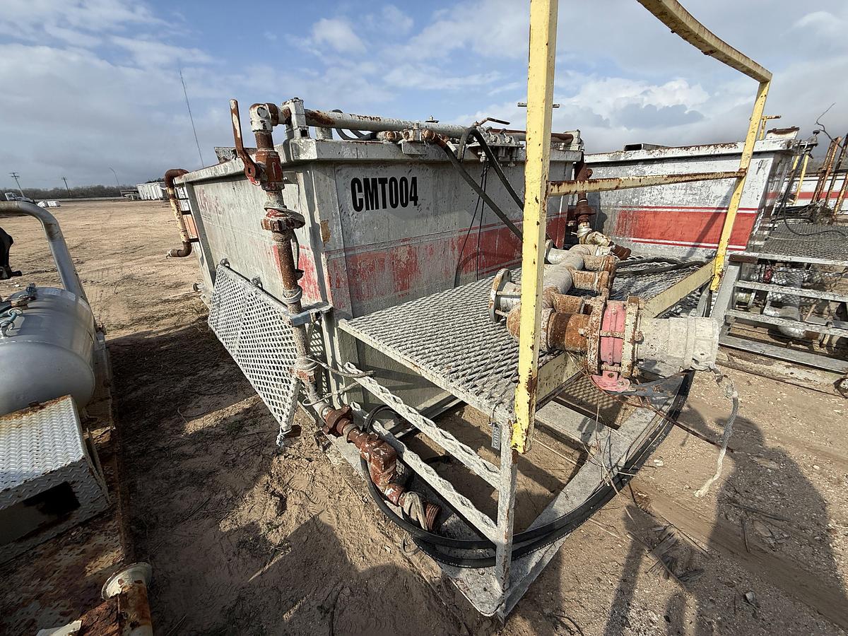 Used 15’ X 7’ X 5’ 2-COMPARTMENT MIXING TANK W/ PORCH, CATWALK, AGITATOR