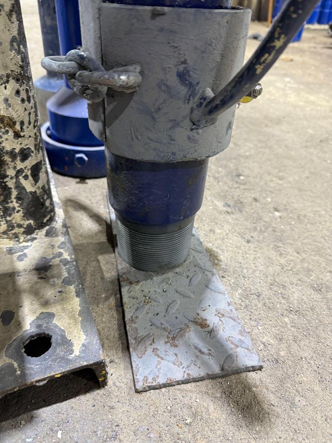 Used 3-1/2 EUE 10K WP TIW VALVE