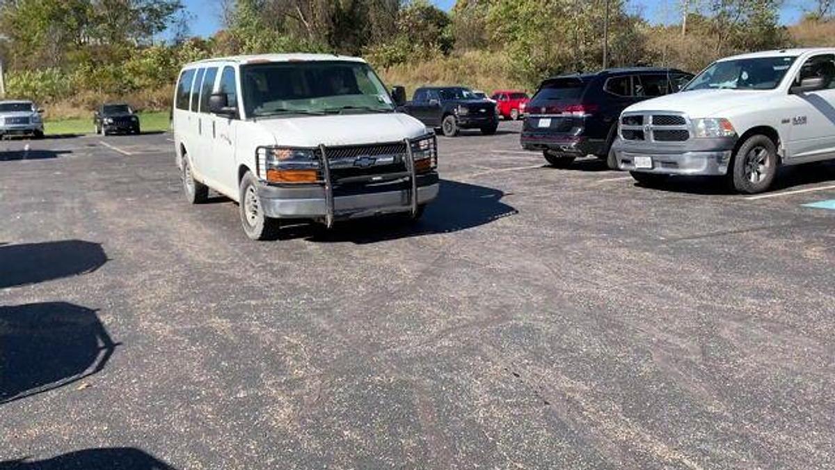 Used 2013 CHEVROLET EXPRESS PASSENGER VAN