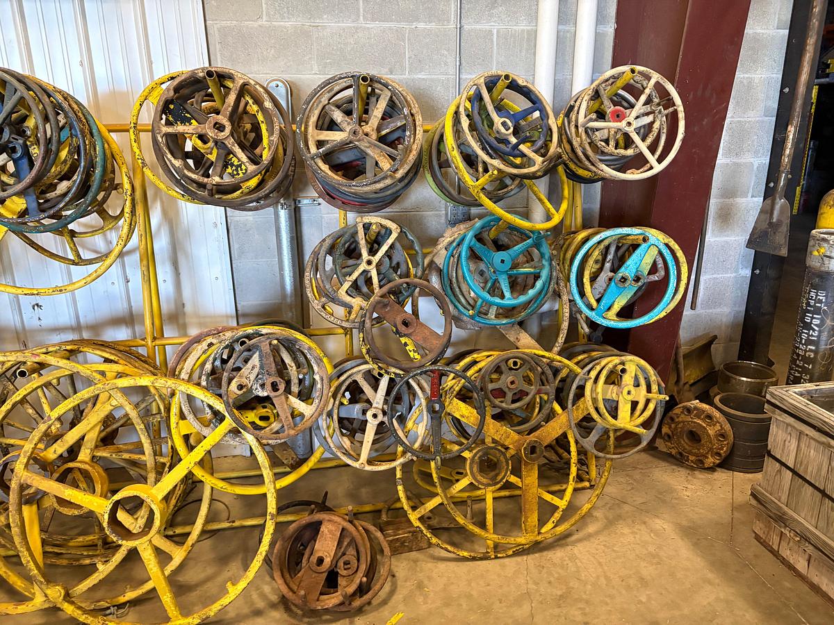 Used Lot of (200+) assorted valve handles