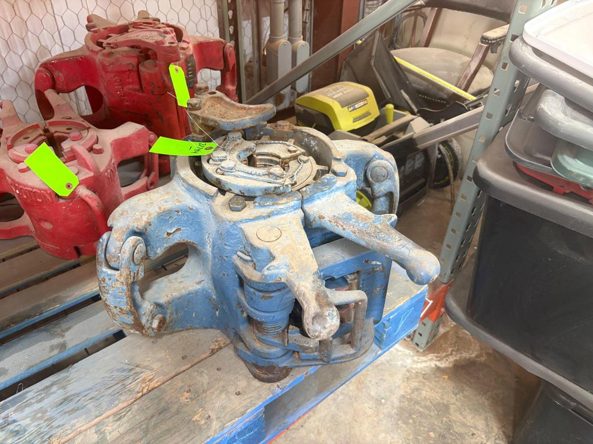Used BJ YT slip type elevator