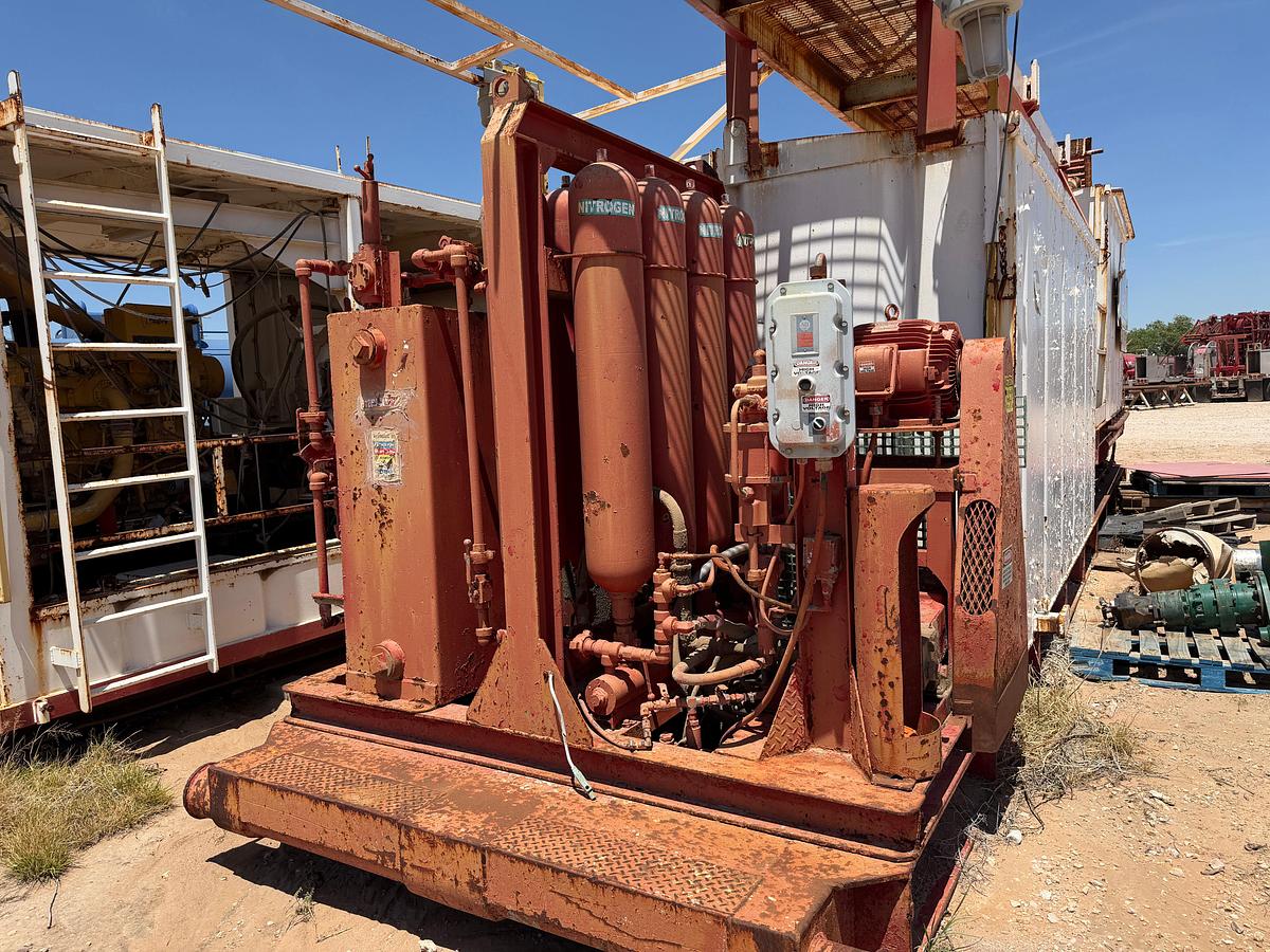 Used Walker Neer Top Dog House / Accumulator Skid