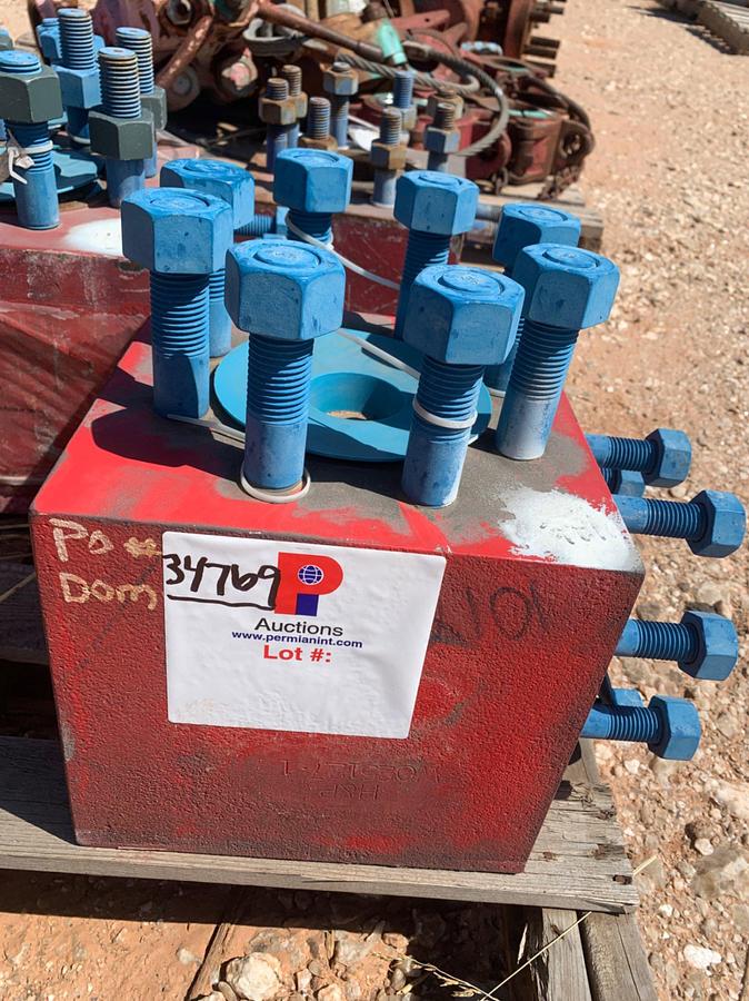 Used (4) 2 1/16 5M x 2 1/16 5M STUDDED TEE