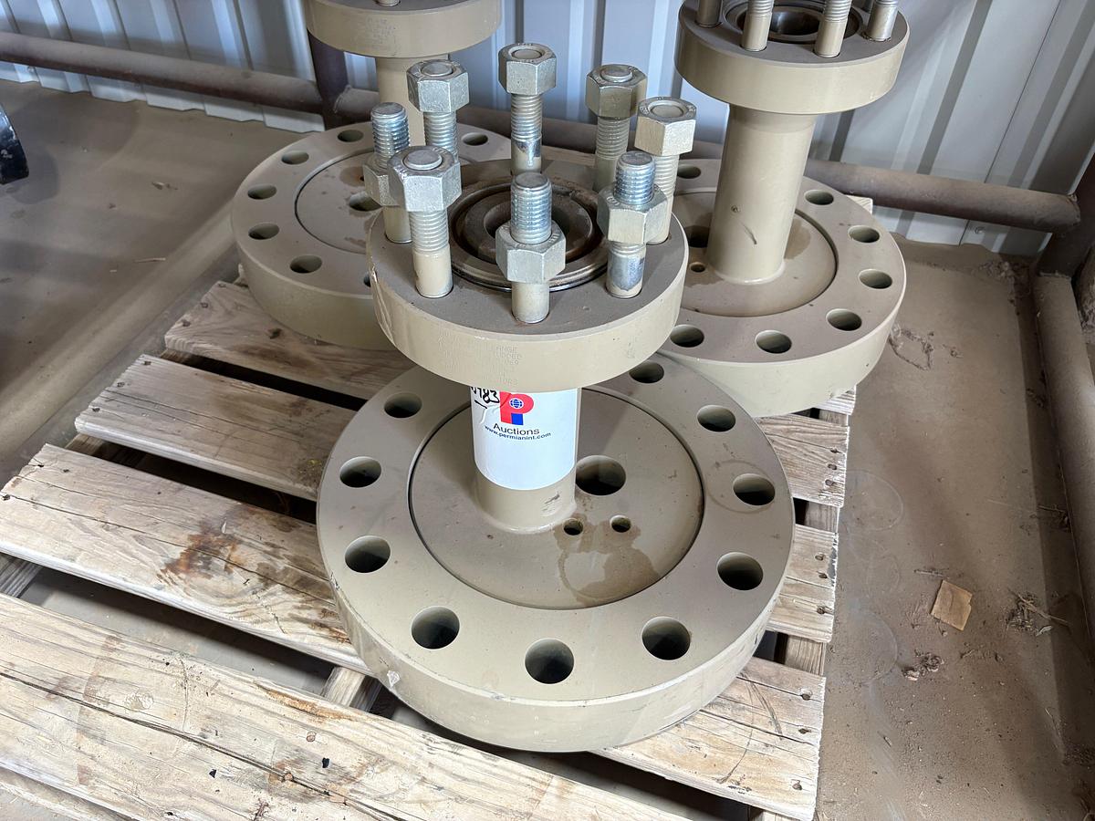 Used (3) 7-1/16” x 2-9/16” 5m esp flanges w/ sonic connectors