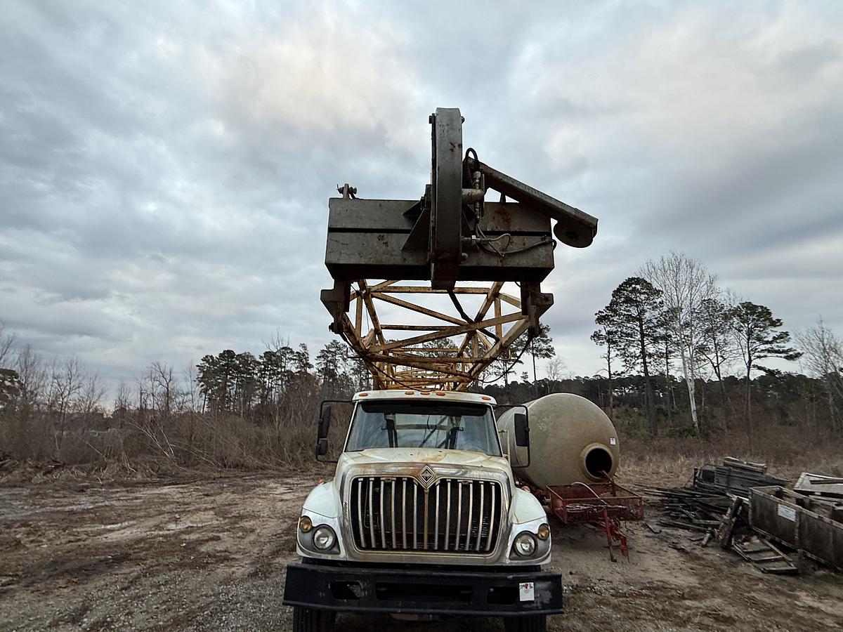 Used WATSON HOPPER GX SWAB RIG MTD ON 2009 INTERNATIONAL WORKSTAR 7500 T/A TRUCK