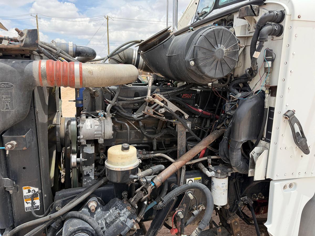Used Pro Fab Snubbing Unit mtd on 2007 Peterbilt 357 3-axle daycab truck