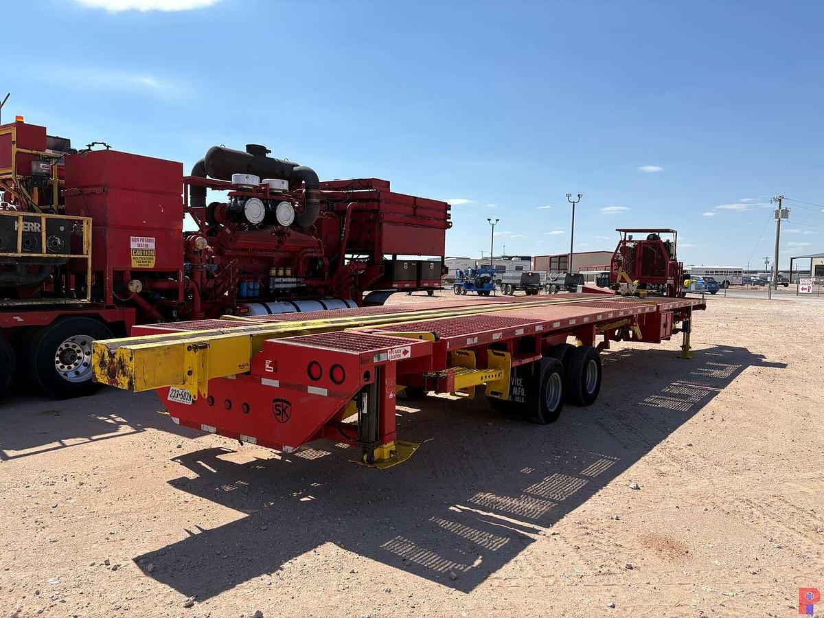 Used 2022 SERVICE KING 40’ X 102” T/A GOOSENECK HYDRAULIC PIPE HANDLER