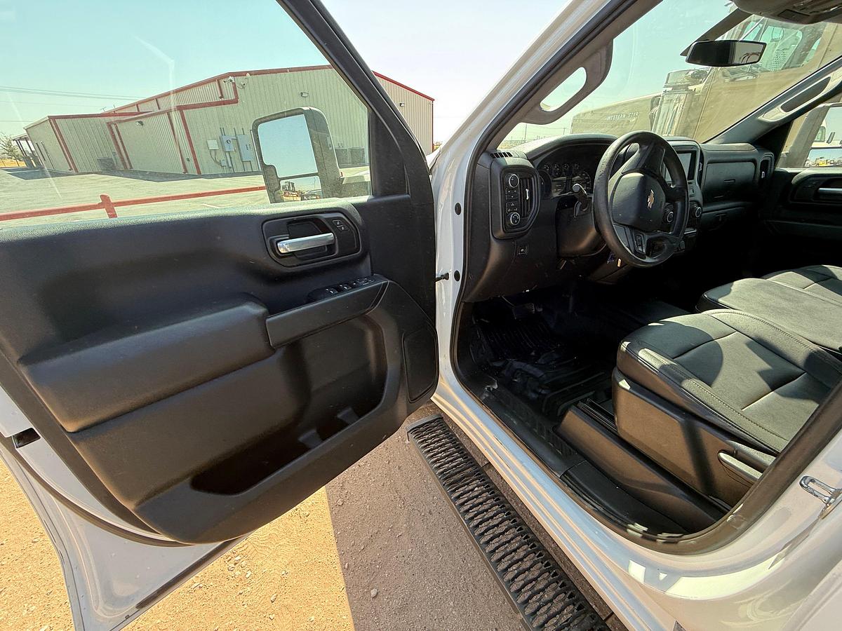 Used 2020 CHEVROLET SILVERADO 3500HD CREW CAB FLATBED TRUCK, 4X4