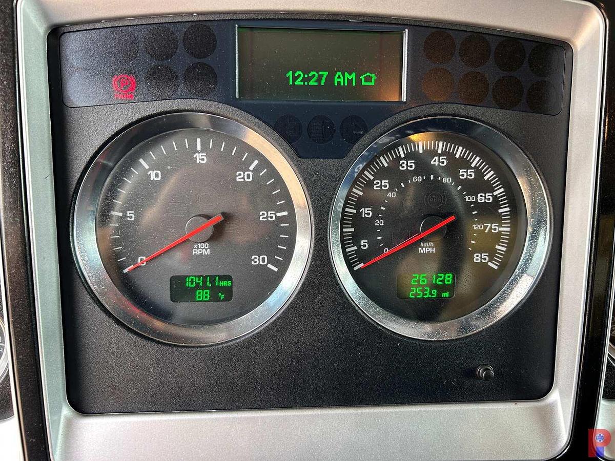 Used 2013 NITROGEN GENERATION UNIT MTD. ON 2013 KENWORTH T800 TRI AXLE TRUCK *(PKG LOTS-95 THRU 96)*