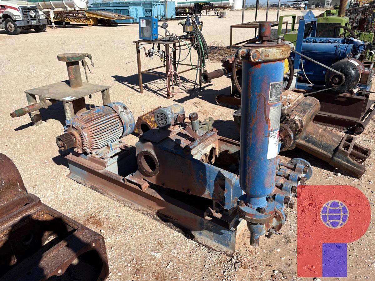 Used (4) ASSORTED TRIPLEX & DUPLEX PUMP BODIES