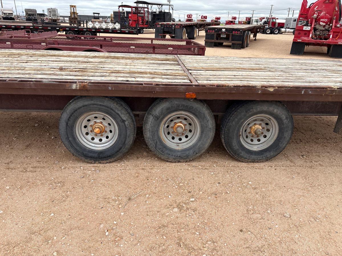 Used SHOPBUILT 30’ x 7.5’ 3-axle gooseneck trailer
