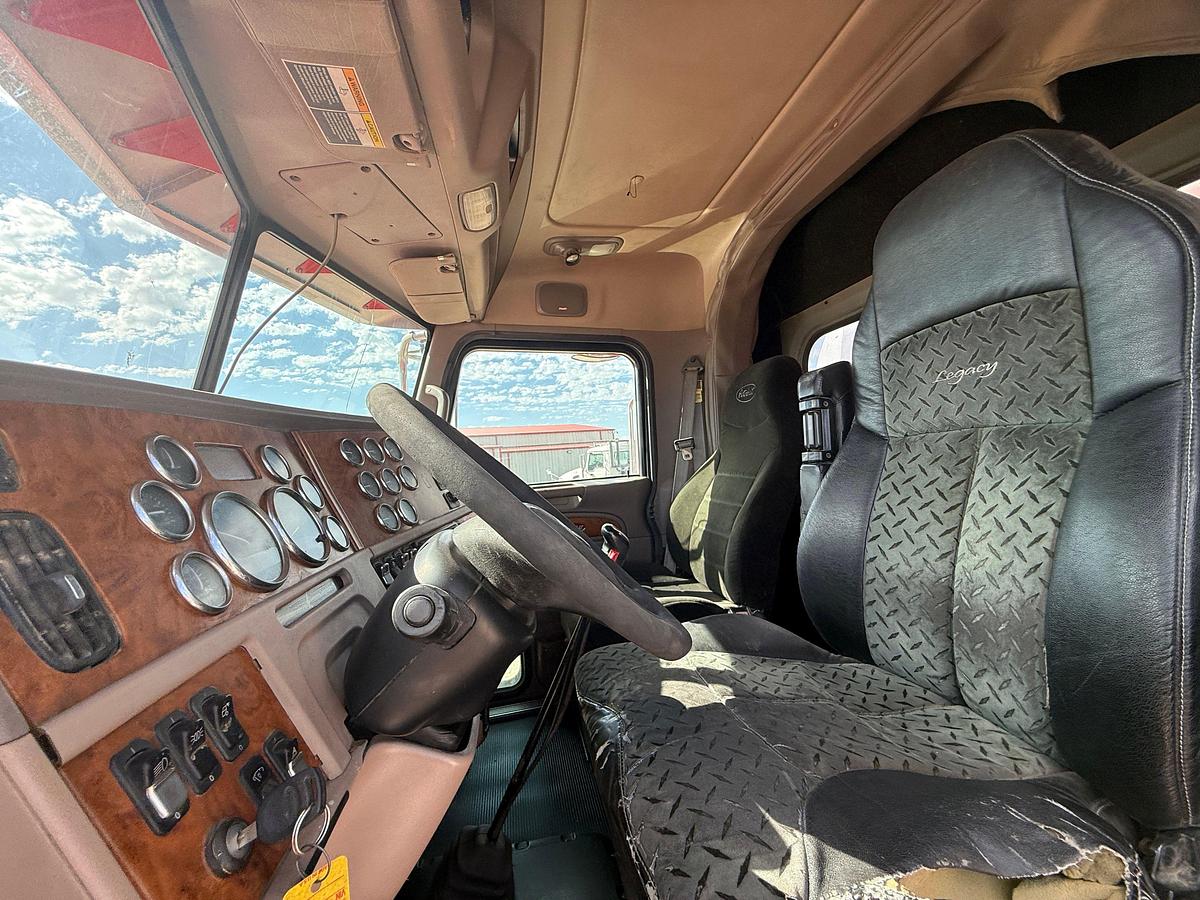 Used 2008 PETERBILT 389