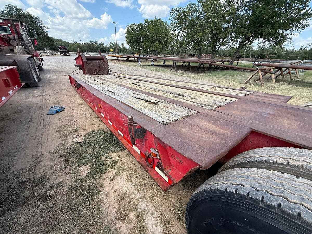 Used 1981 AZTEC 45’x 96” 50-Ton TRI-AXLE NARROW NECK LOWBOY TRAILER