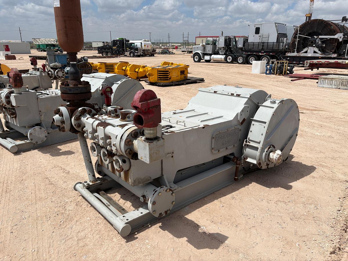Used UNUSED DRAGON WORKFORCE 360 TRIPLEX PUMP