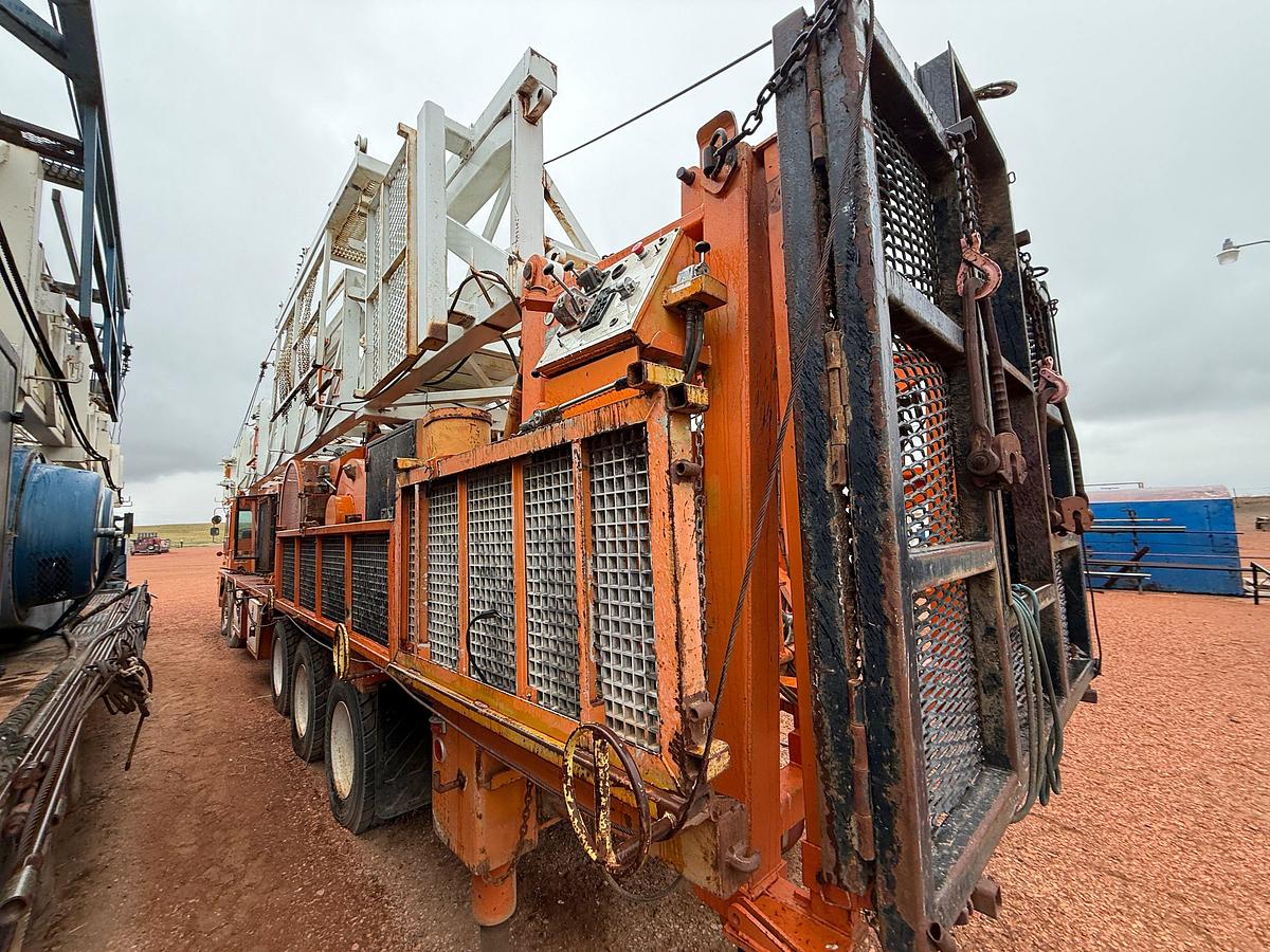 Used 2006 TAYLOR C500 DD 104'-250K 5-AXLE WELL SERVICE WORKOVER RIG