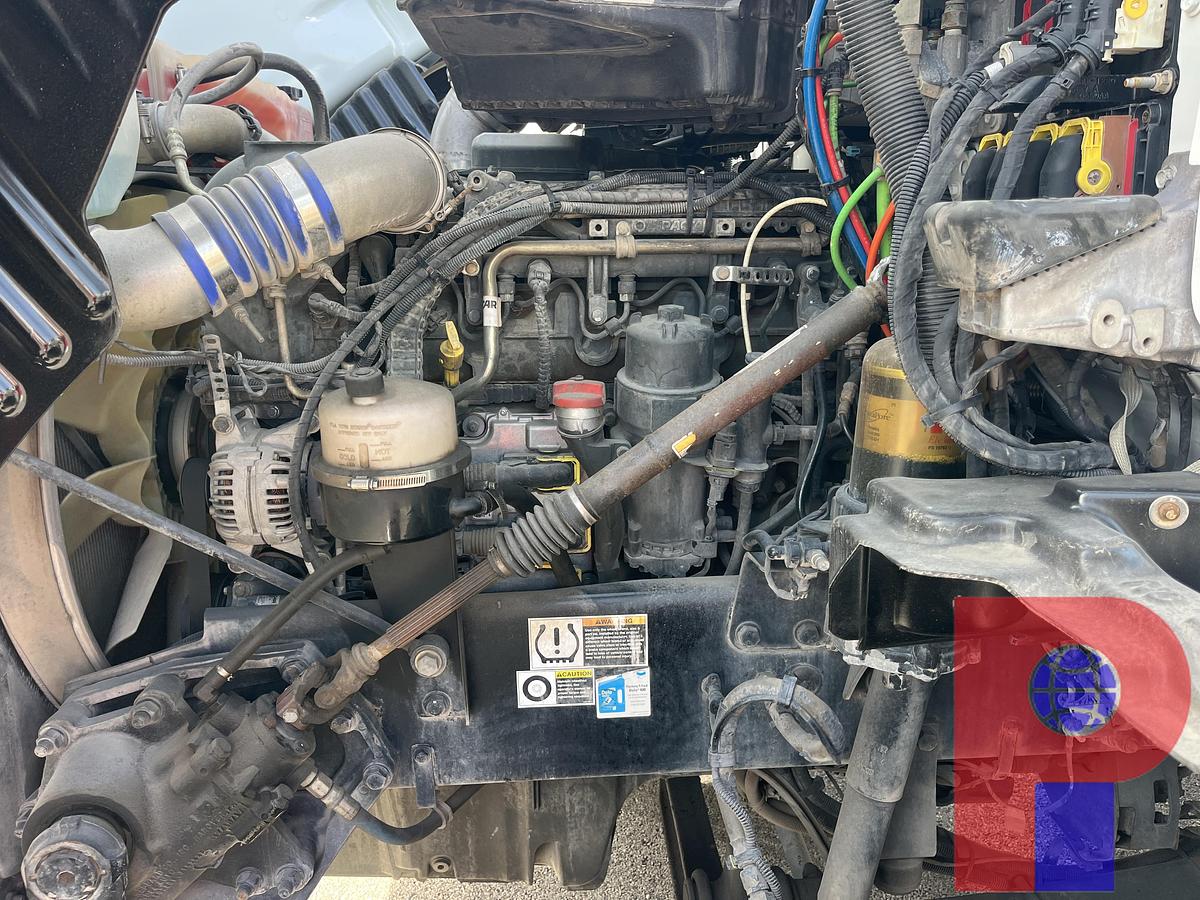 Used 2019 KENWORTH T680 T/A DAY CAB TRUCK TRACTOR