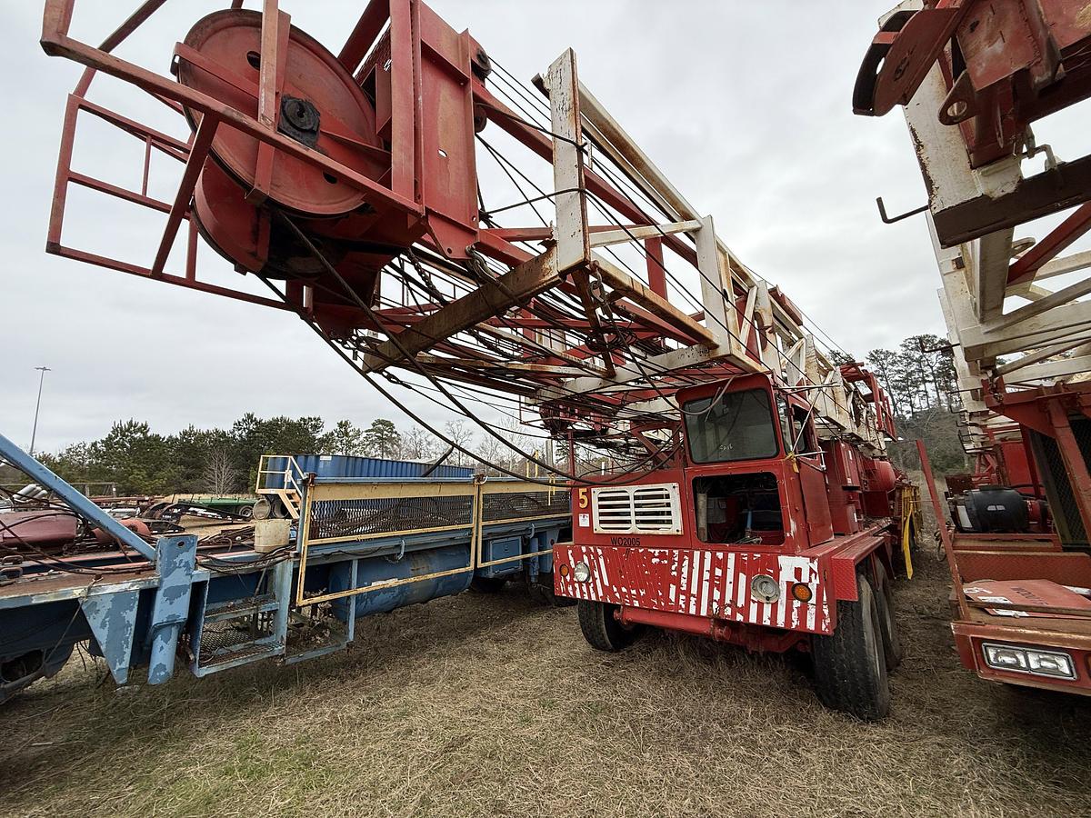 Used 1982 COOPER LTO 350 DD 97’-200K 5-AXLE WELL SERVICE WORKOVER RIG