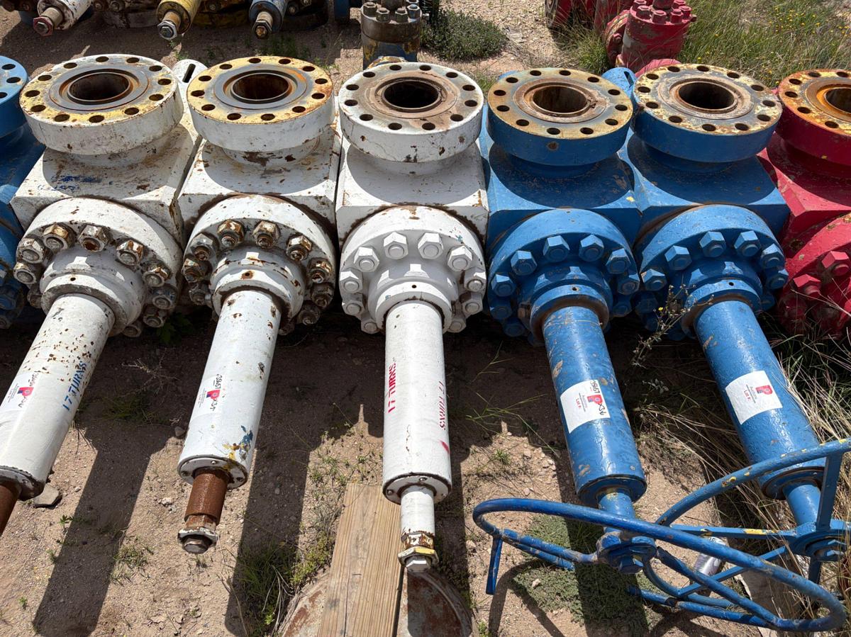 Used (3x$) (3) 7-1/16” 10k frac valves