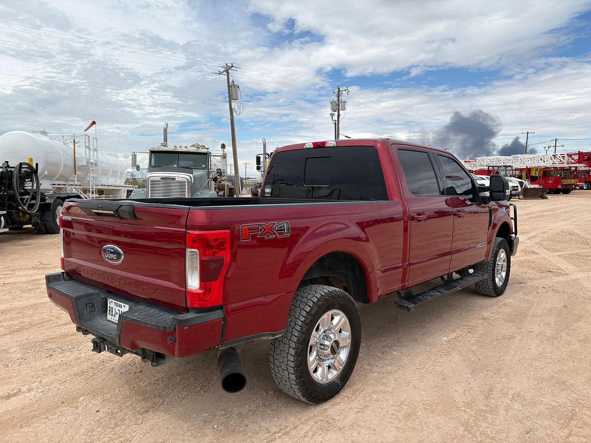Used 2019 FORD F-250 SUPER DUTY CREW CAB PICKUP TRUCK