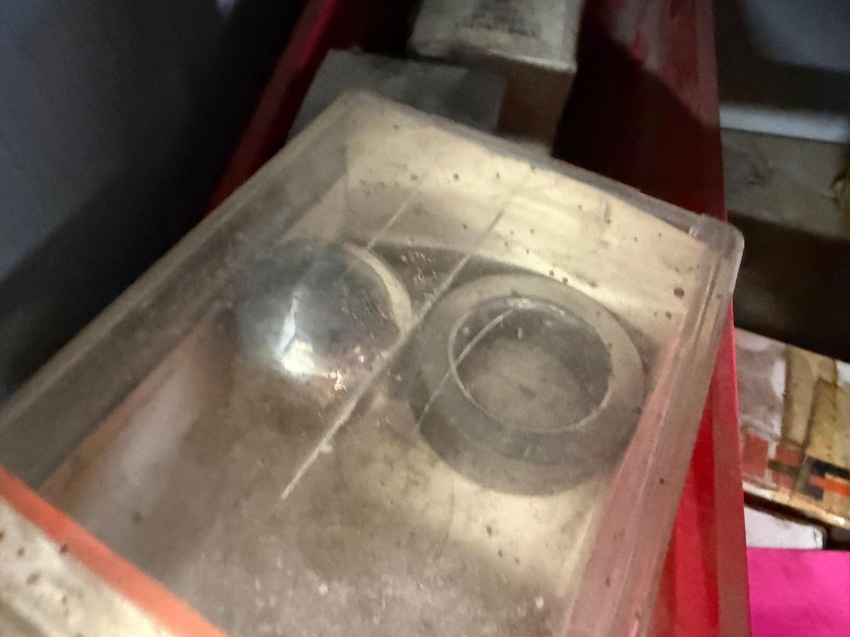 Used (20+) 2”-2-1/4” BALL & SEATS, SOME STAINLESS