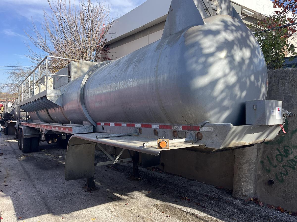 Used 2012 COMPTANK CORPORATION  5,500 GAL.T/A ACID TRANSPORT TRAILER