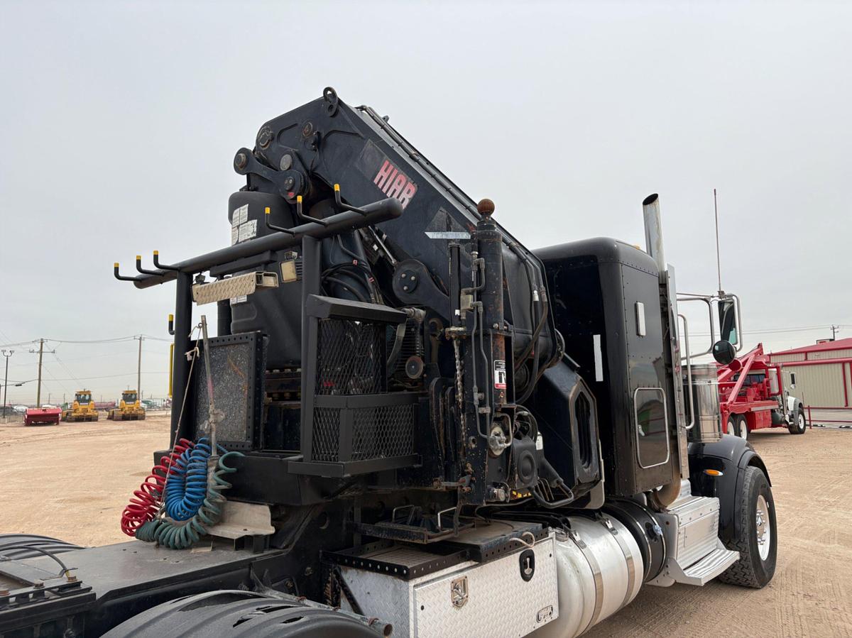 Used 2014 PETERBILT 367 T/A SLEEPER KNUCKLE BOOM CRANE TRUCK