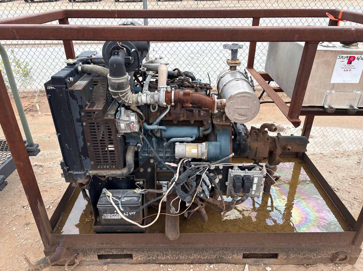 Used Kubota 2.4L diesel engine w/ hydraulic motor