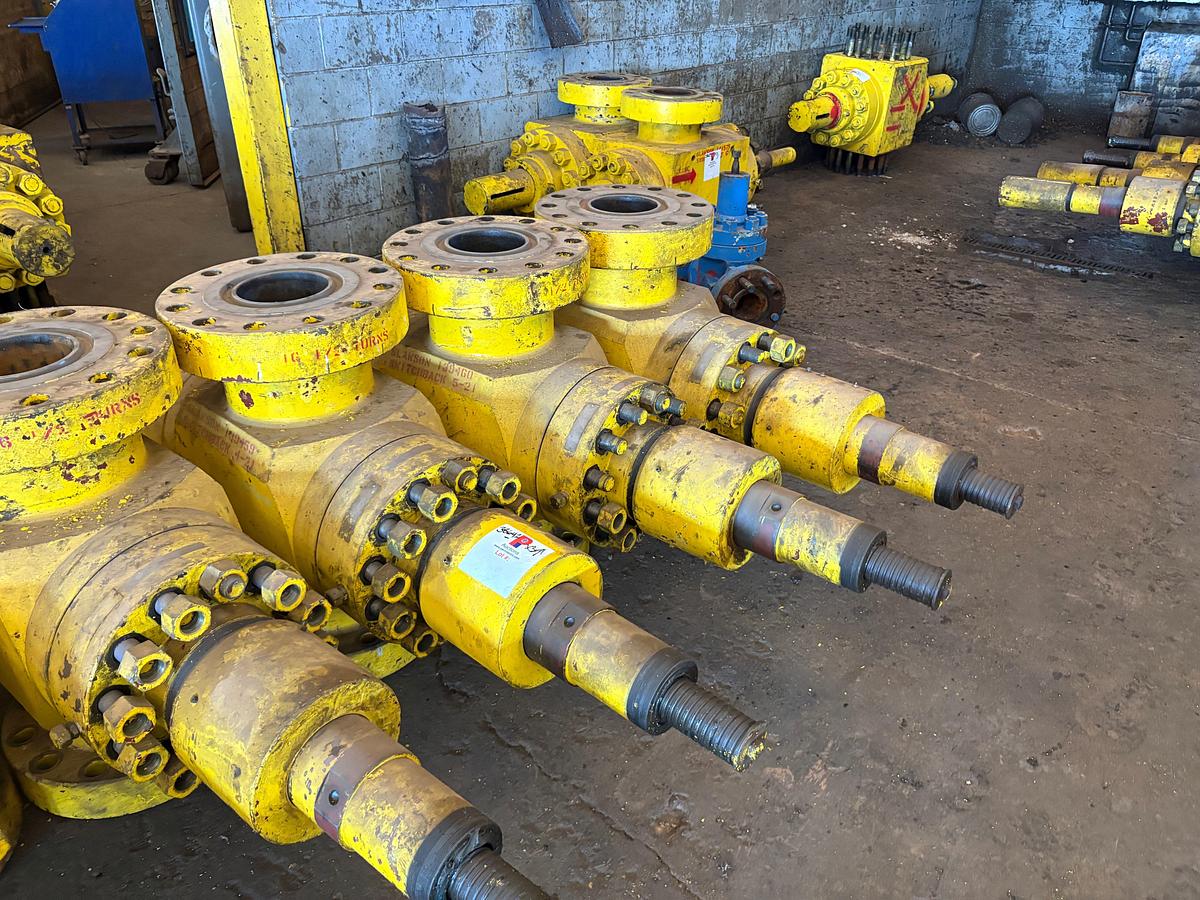 Used (3x$) 7-1/16” 10k frac valves, field ready