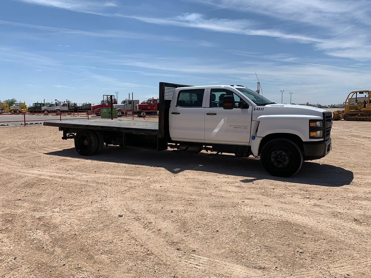 Used 2022 CHEVROLET SILVERADO 6500HD Flatbed Pickup