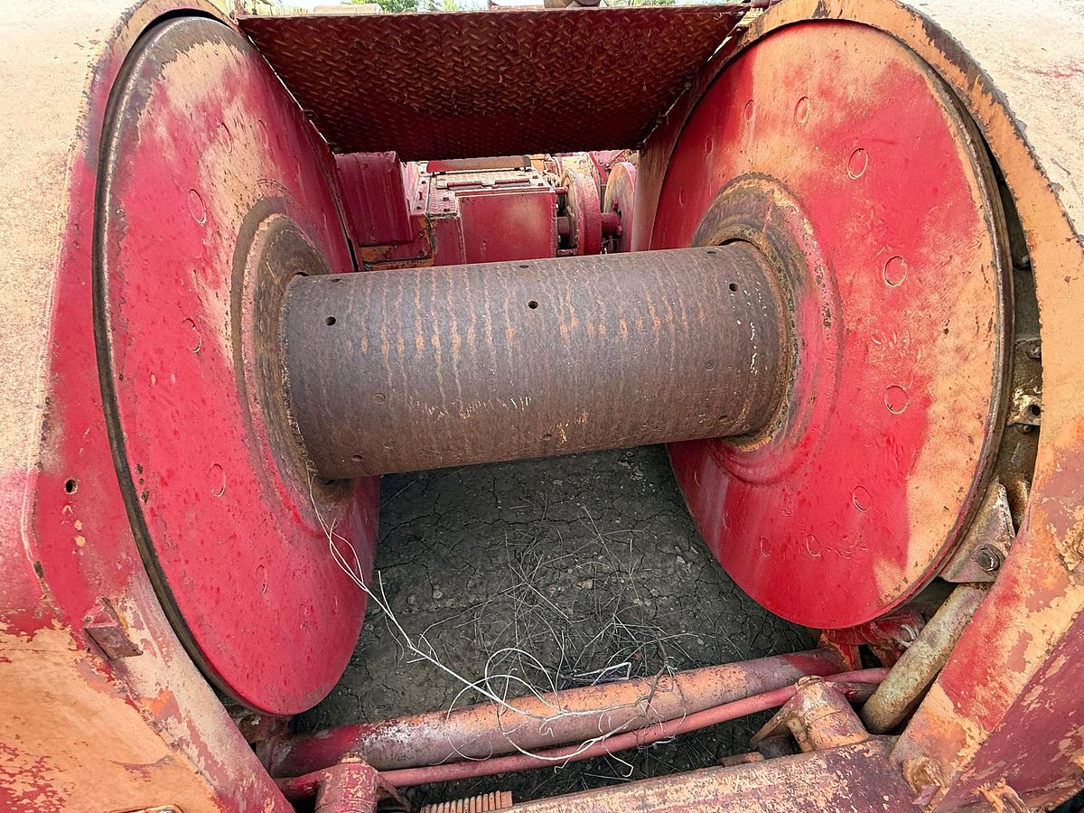 Used WILSON SD DRAWWORKS W/ AIR CLUTCH P/B CUMMINS 903 V8 DIESEL ENGINE