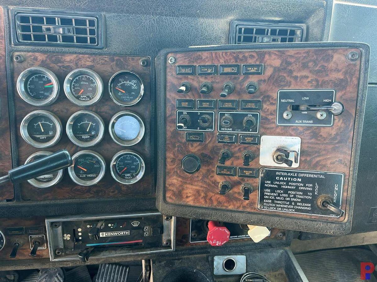 Used 2001 KENWORTH C500 TANDEM STEER HYD. WINCH TRUCK