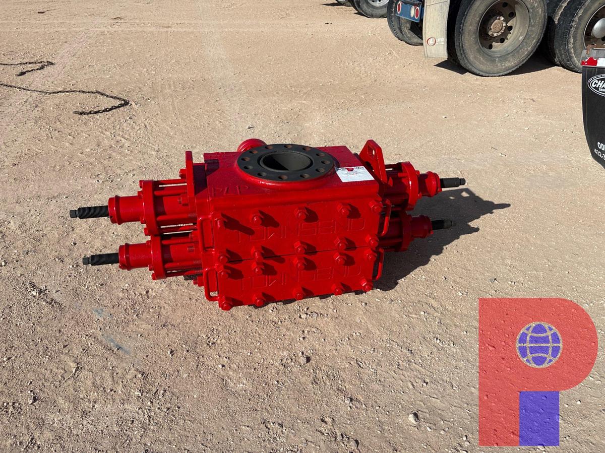 Used TOWNSEND 7-1/16” DOUBLE HYDRAULIC BOP W/ (2) 2” GATE VALVES