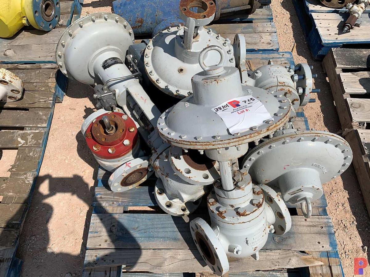 Used 4 PALLETS OF PRODUCTION SEPARATOR HARDWARE & DIAPHRAMS