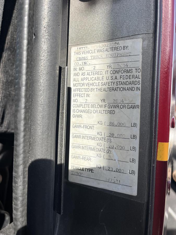 Used 2004 INTERNATIONAL  PAYSTAR 5600I TRI AXLE 660 CF CEMENT BULK TRUCK