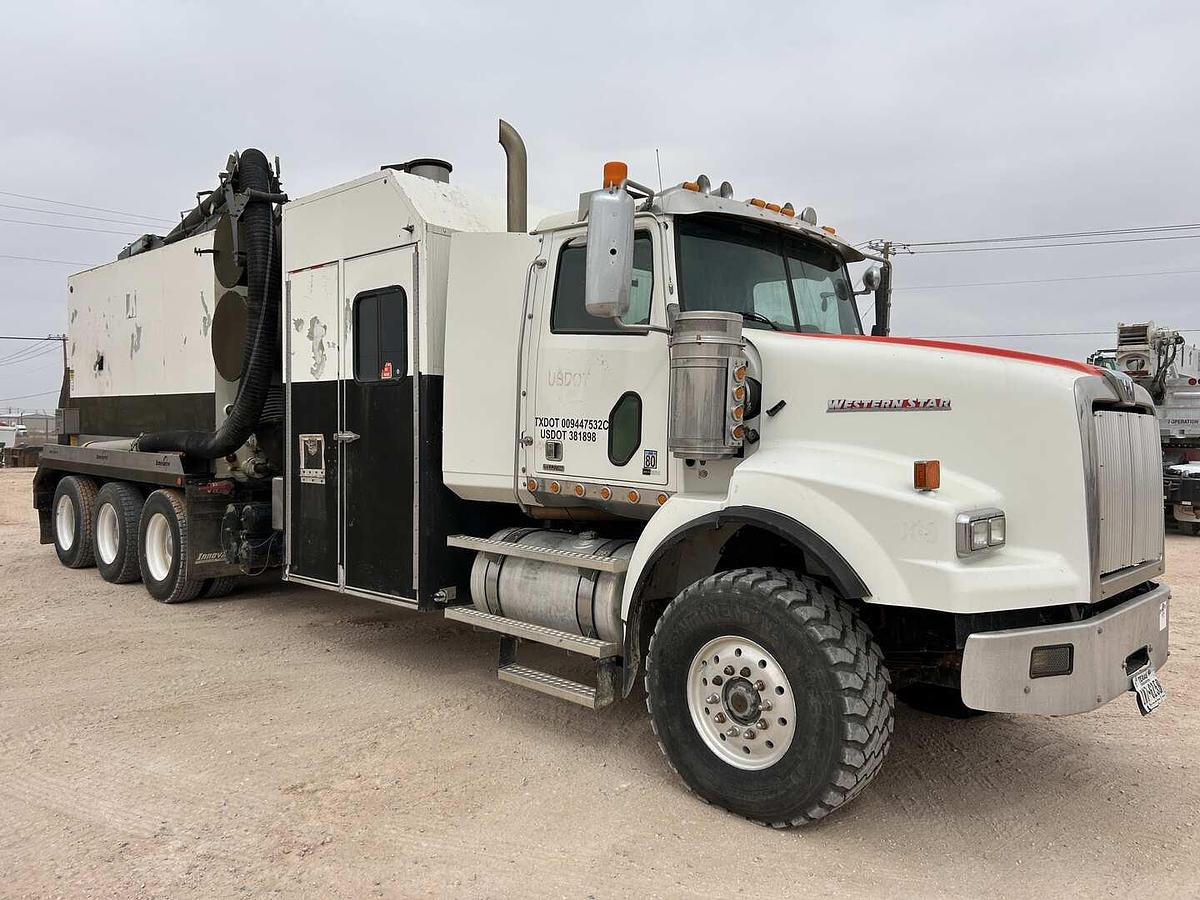 Used 2013 WESTERN STAR 4900 SB HYDROVAC TRUCK