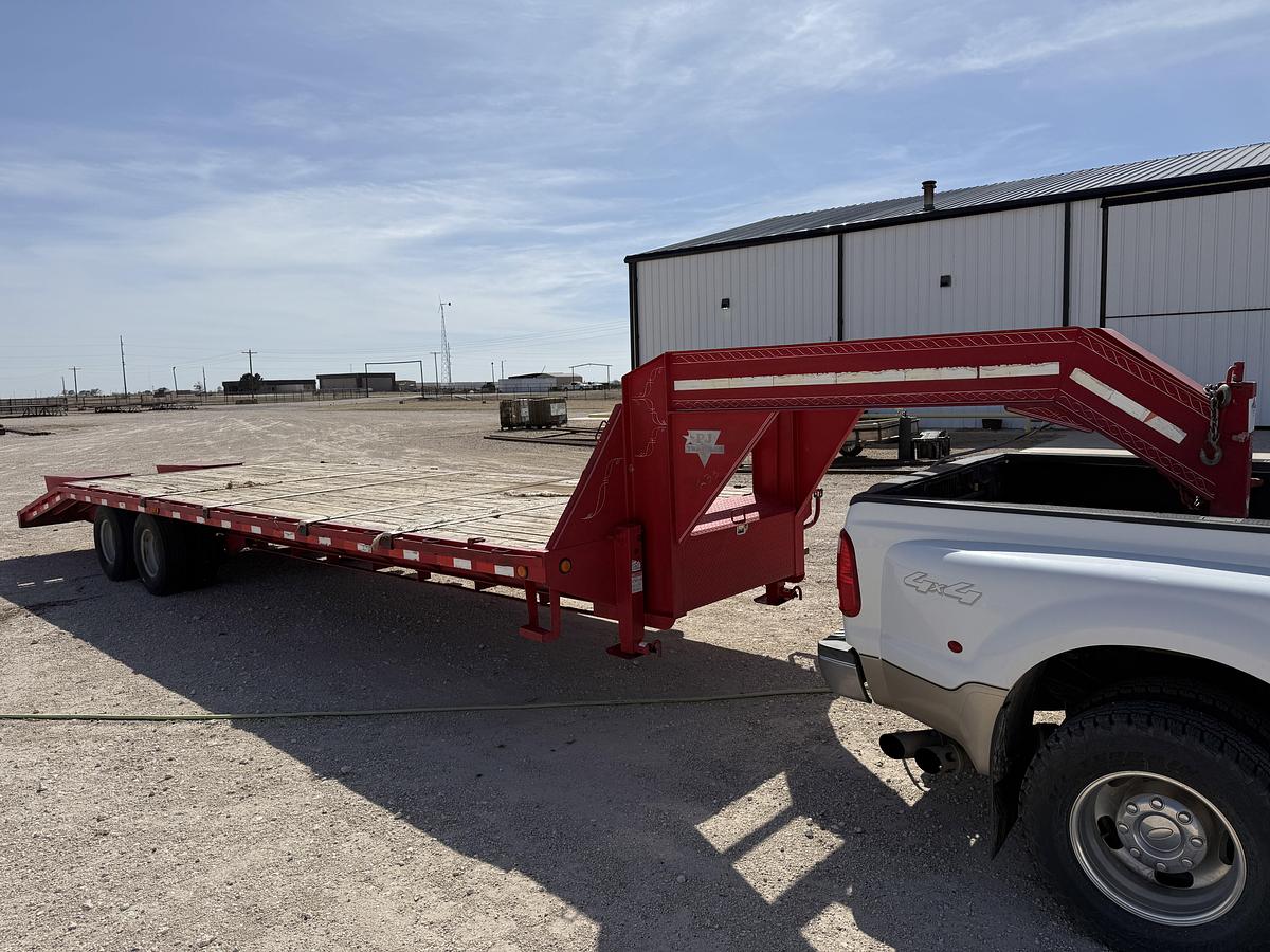 Used PJ 25’ + 5’ x 102” T/A DUAL WHEEL GOOSENECK TRAILER