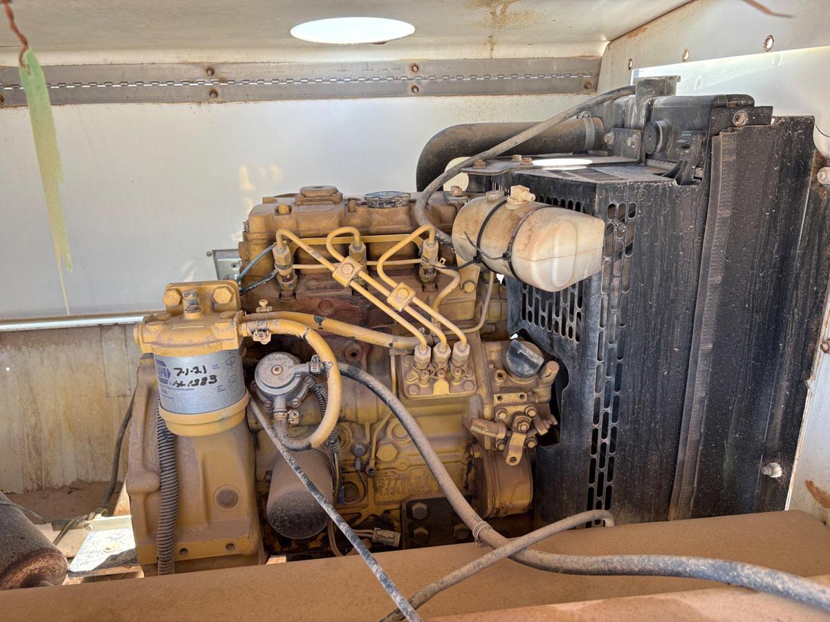 Used ALLMAND MAXI-LITE V SERIES S/A BUMPER PULL LIGHT TOWER, INOP.