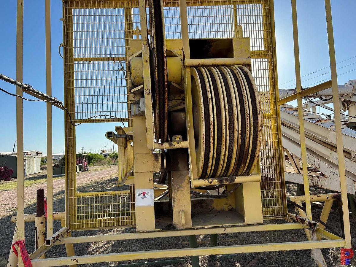 Used COVCO 136’-650,000 LBS DRILLING MAST