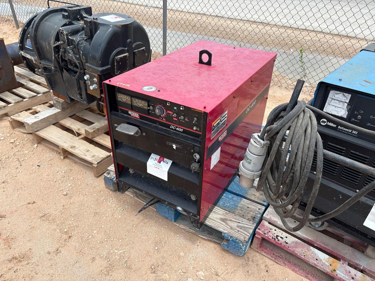 Used Lincoln electric DC-600 welding machine