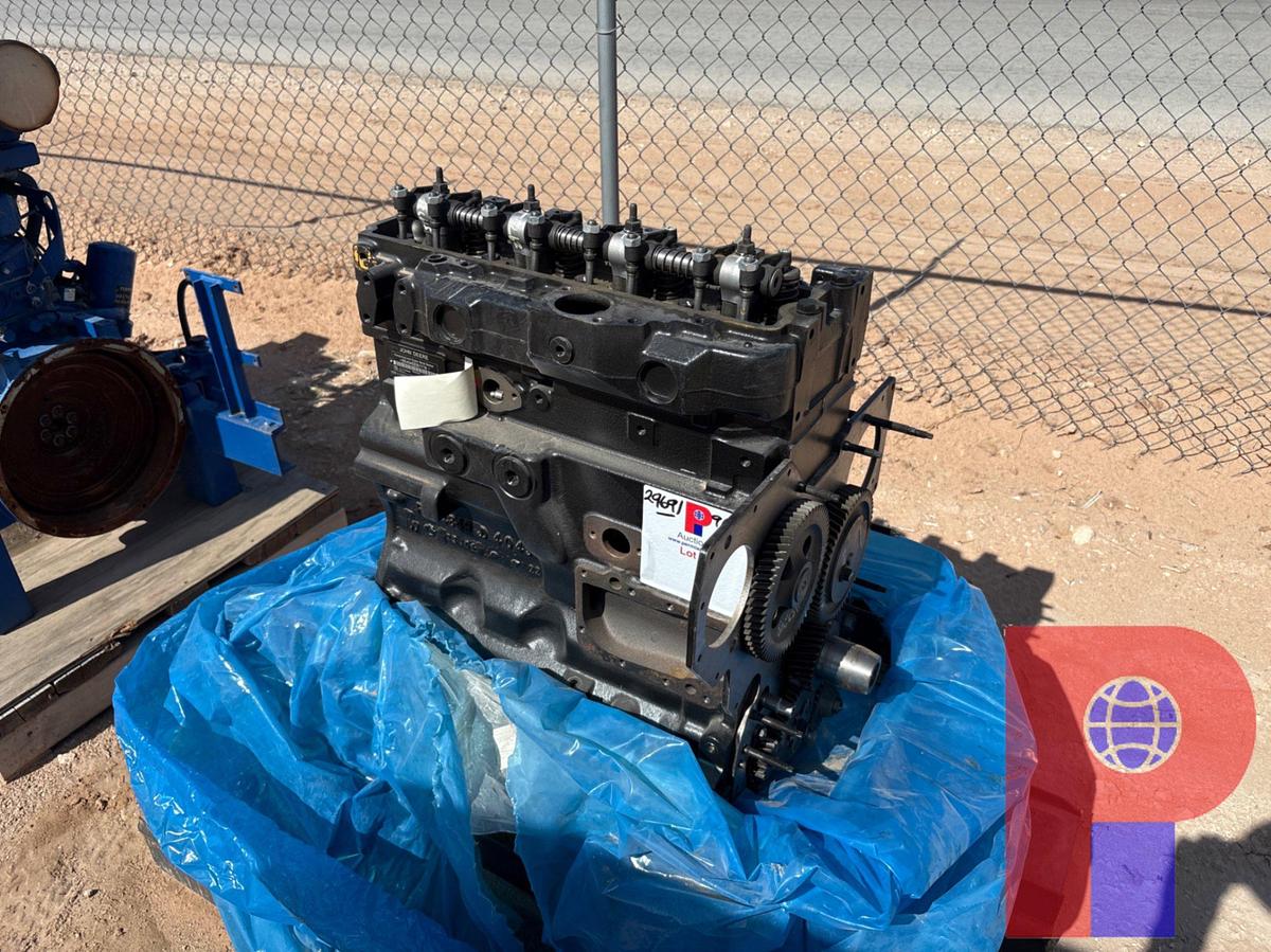Used REBUILT 4-CYLINDER JOHN DEERE DIESEL ENGINE