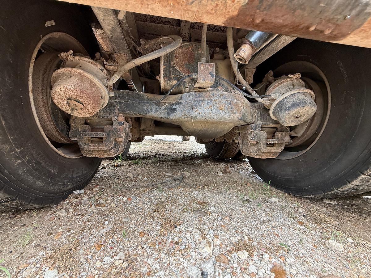 Used 2001 MACK RD688S T/A 45K MECH WINCH TRUCK